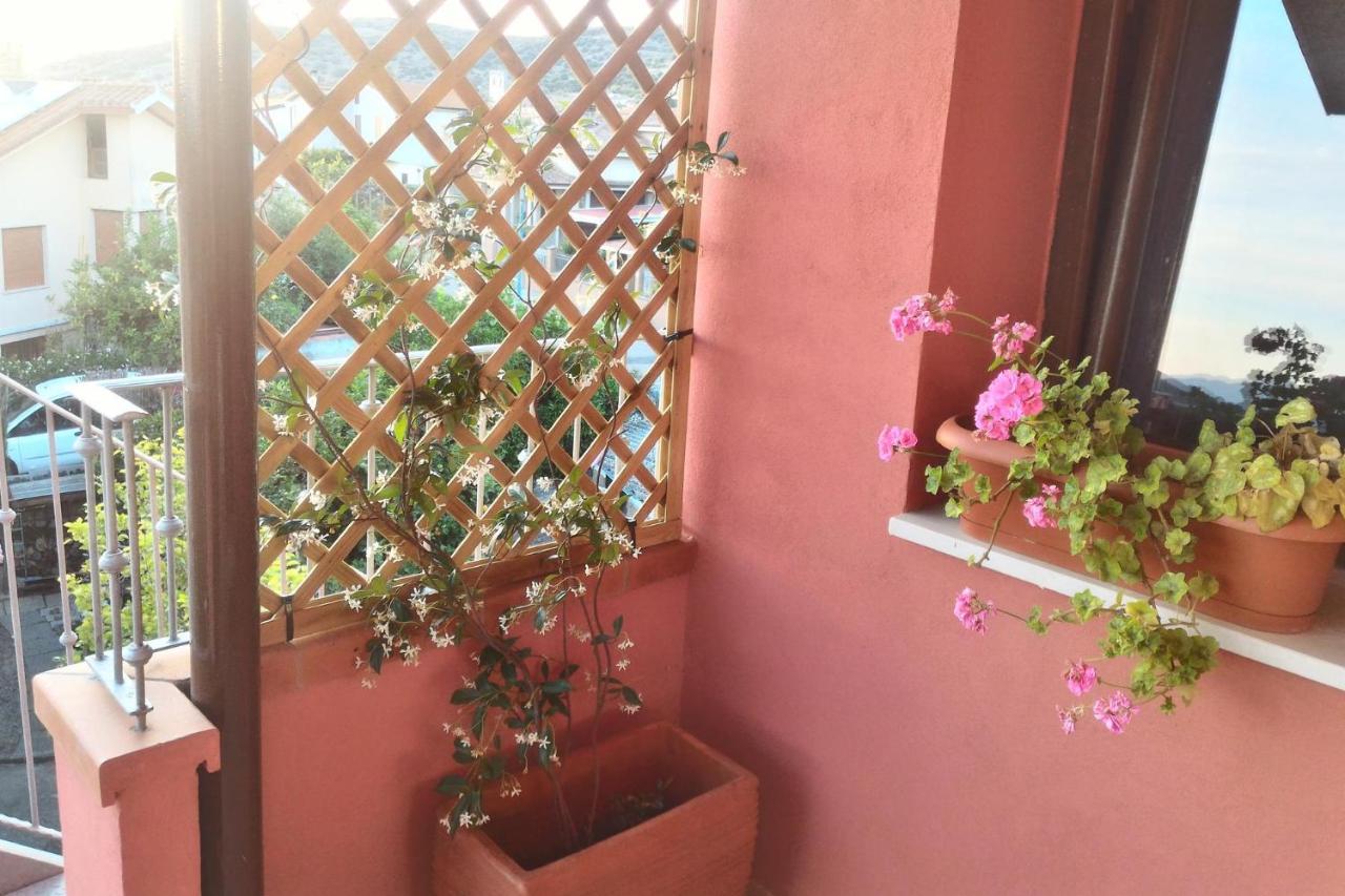 Corona Bed & Breakfast Sardara Exterior foto
