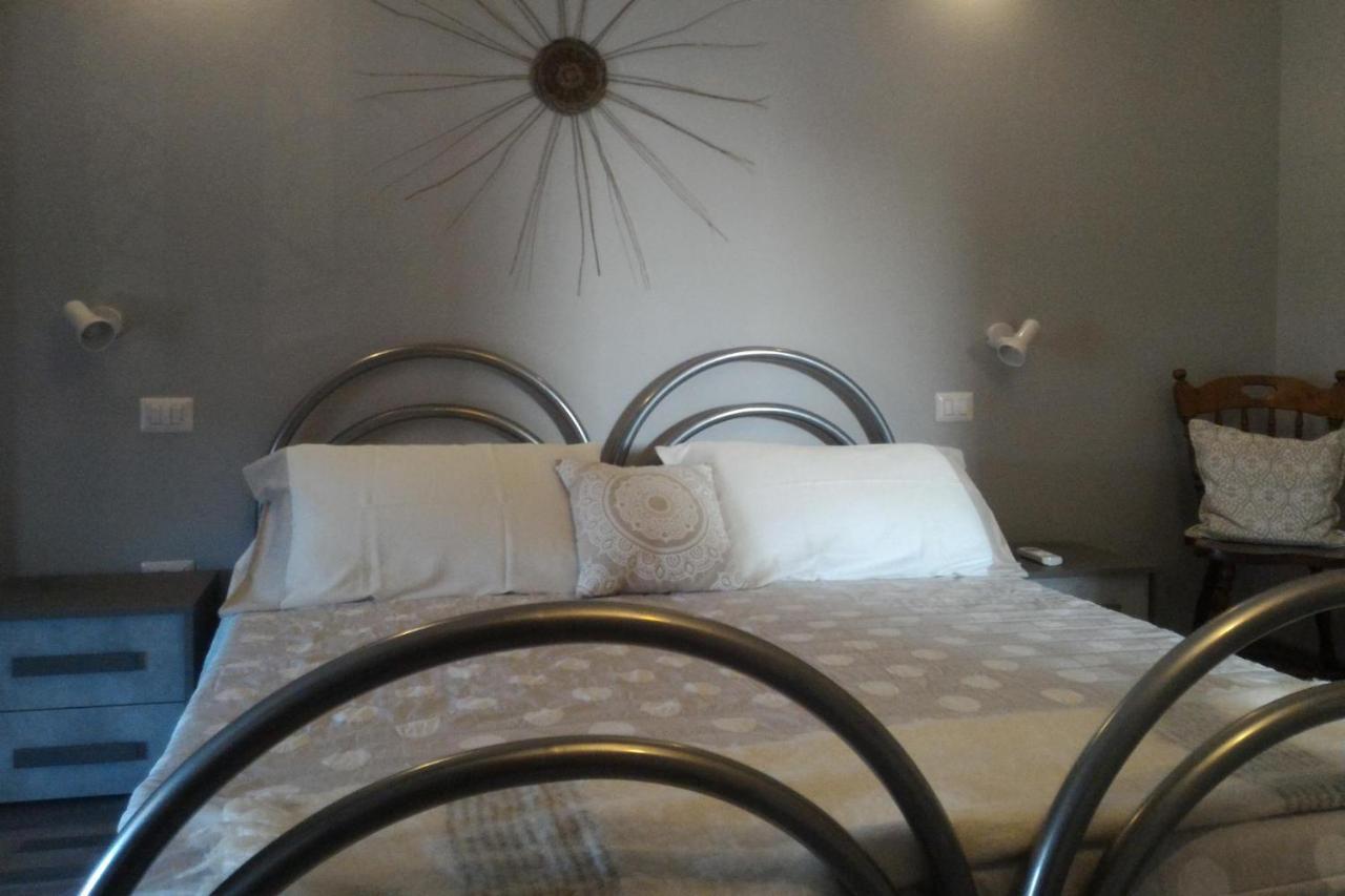 Corona Bed & Breakfast Sardara Exterior foto